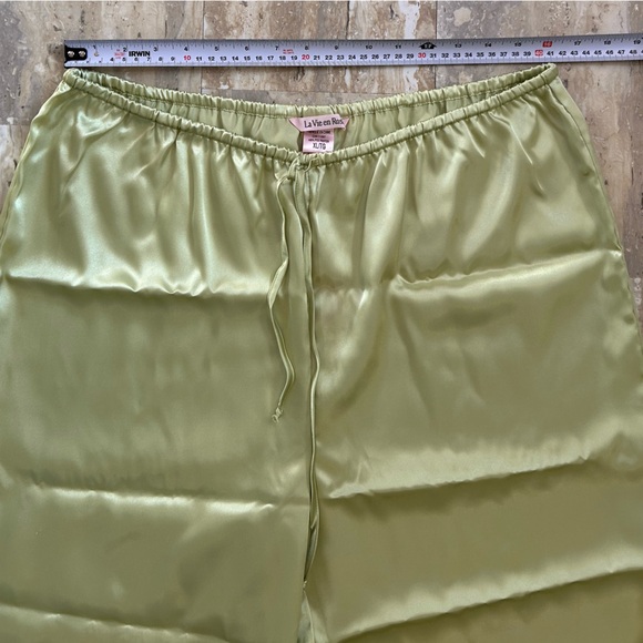 La Vie En Rose “Silky” 100% Polyester Pajamas PJs Pyjamas Pajama Set. - Picture 8 of 13